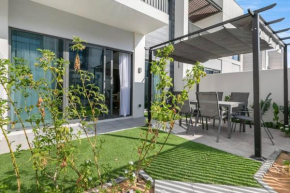 Keysplease Beautiful 3 B/R villa 16, Arabian Ranches